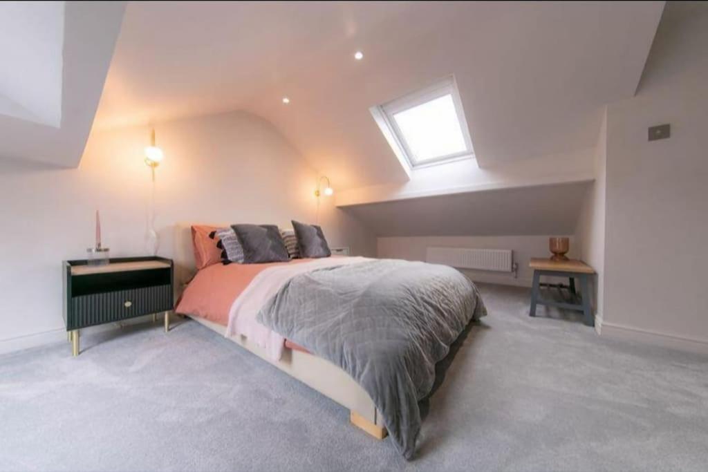 Recently Refurbished Home. Poulton-le-Fylde Eksteriør billede