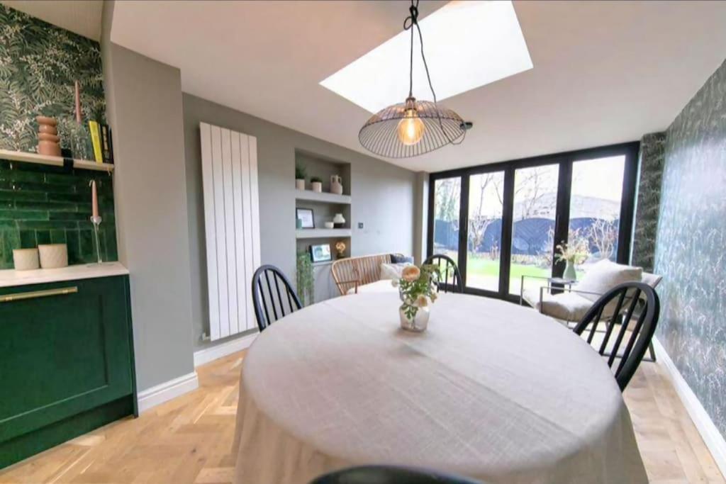 Recently Refurbished Home. Poulton-le-Fylde Eksteriør billede